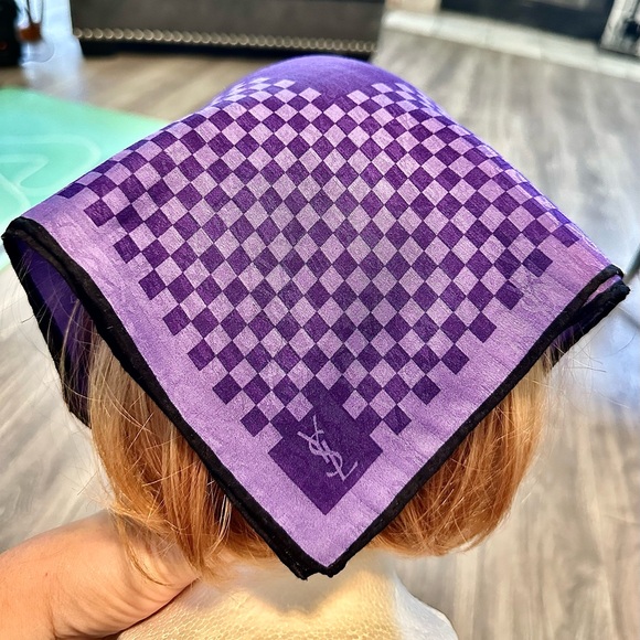 YSL scarf with hidden background logos. New without tags. Comes with a free gift - Picture 2 of 5